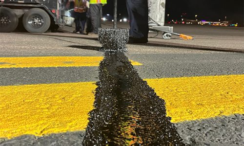 hot_mastic_applicator